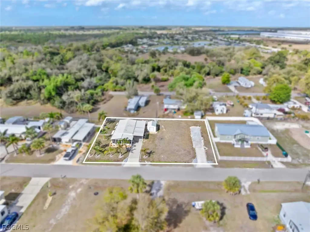9347/9355 Boots Street Punta Gorda FL 33982
