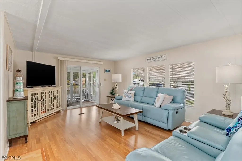 9347/9355 Boots Street Punta Gorda FL 33982