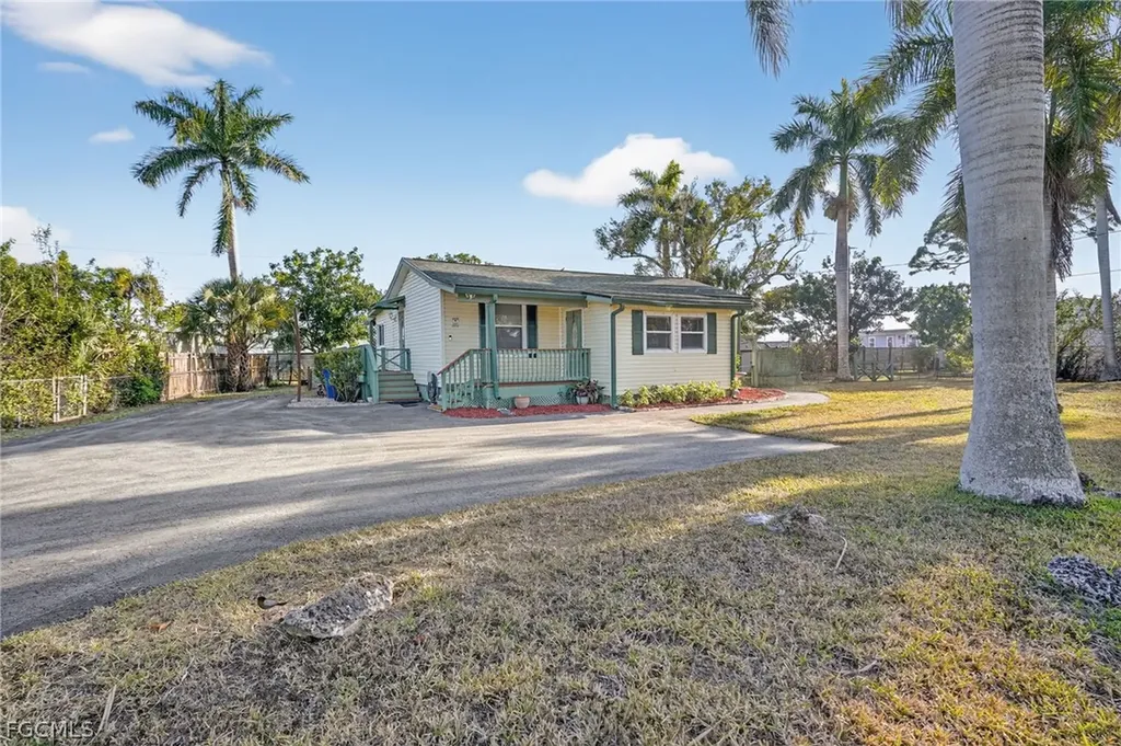 12691 Water Lane Fort Myers FL 33908