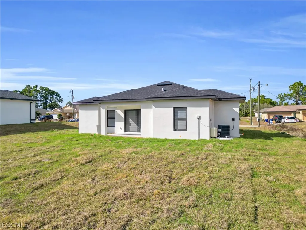 2607 41st Street W Lehigh Acres FL 33971