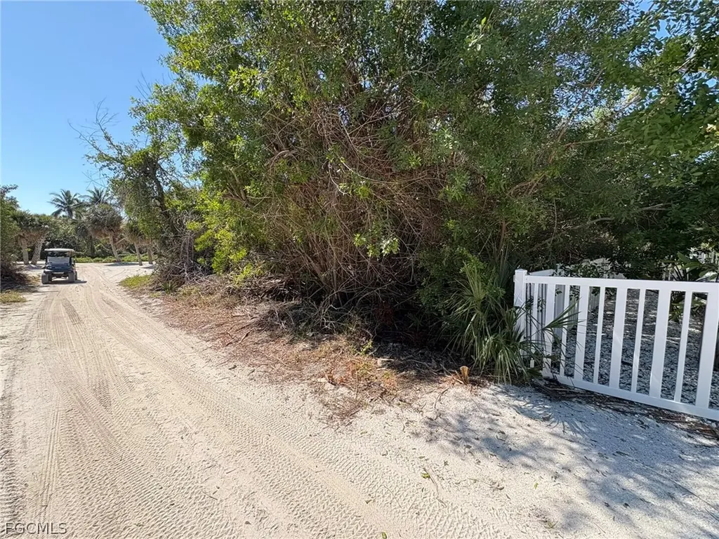 516 Longboat Circle Captiva FL 33924