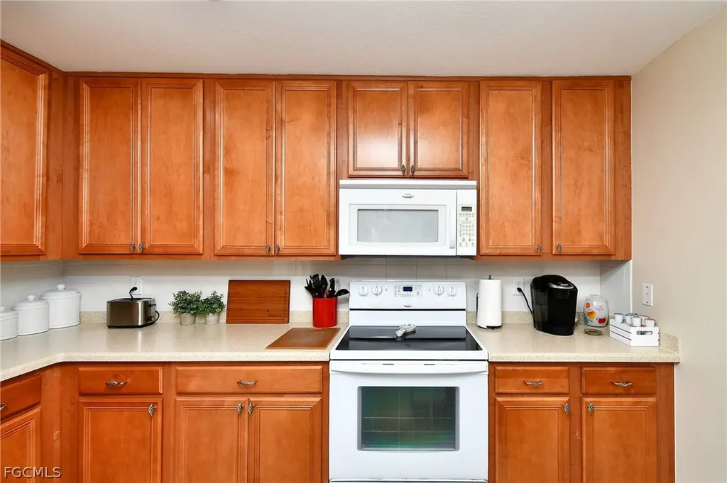9245 Aegean Circle Lehigh Acres FL 33936