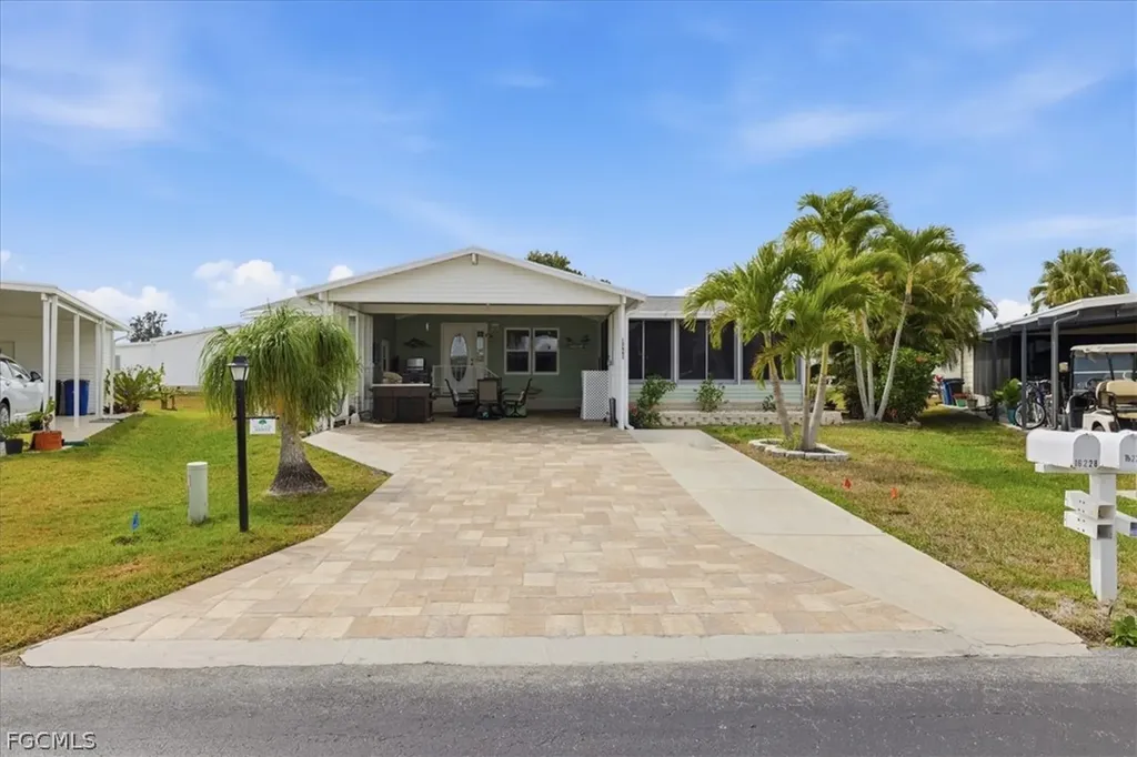 16228 Durham Avenue Fort Myers FL 33908