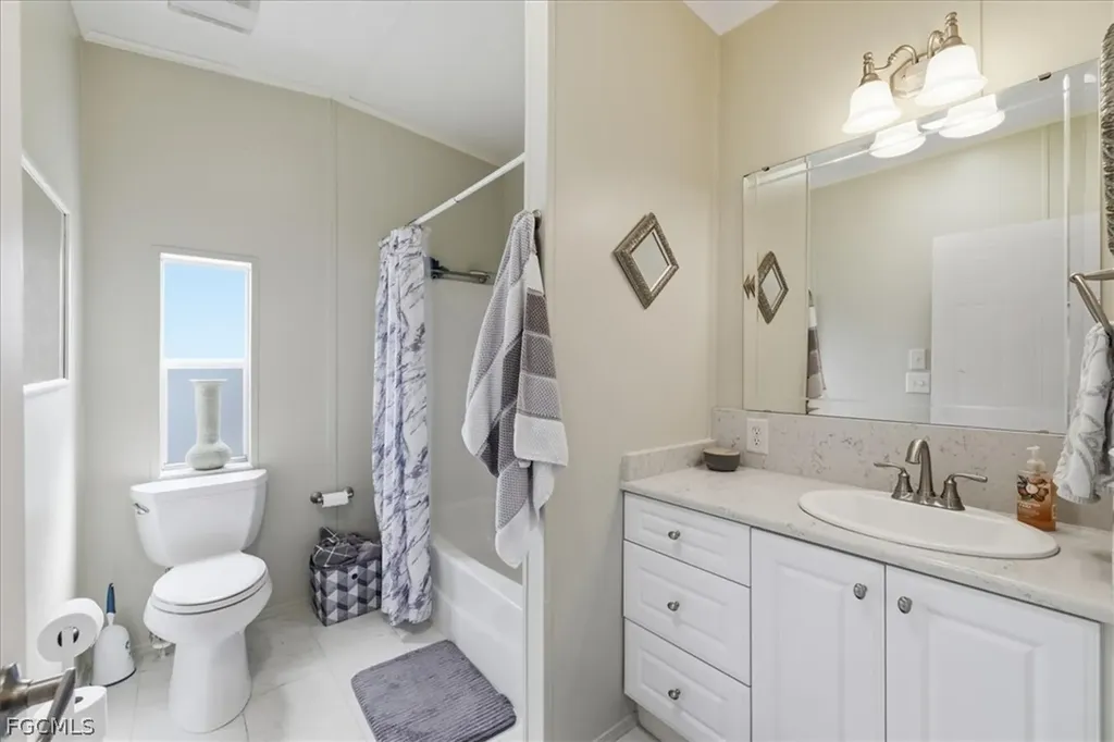 16228 Durham Avenue Fort Myers FL 33908