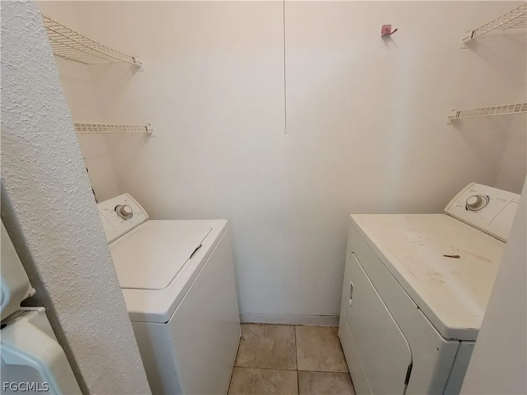 2937 Winkler Avenue Fort Myers FL 33916