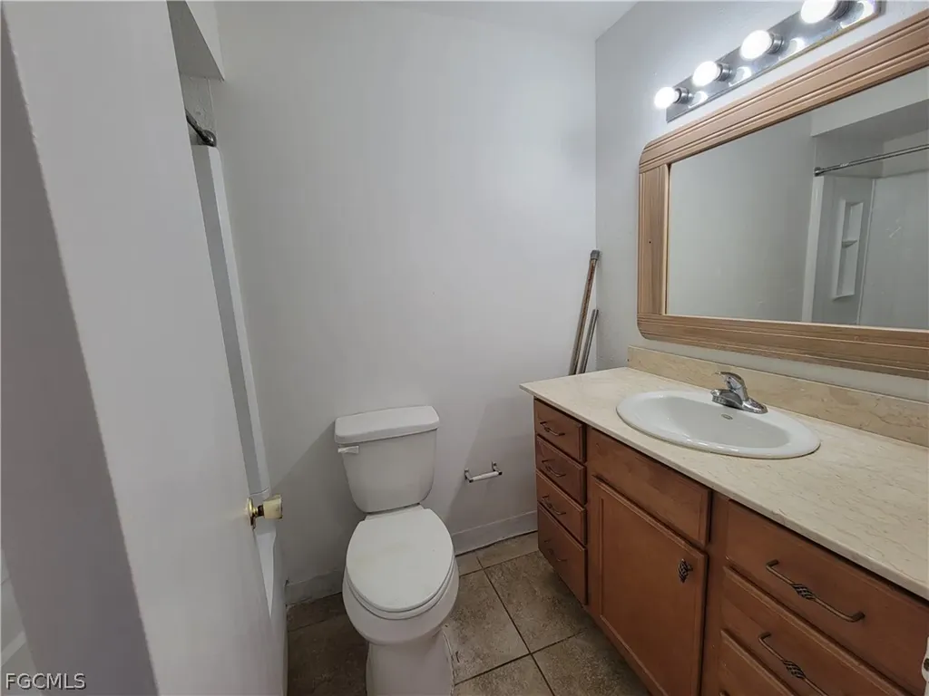 2937 Winkler Avenue Fort Myers FL 33916