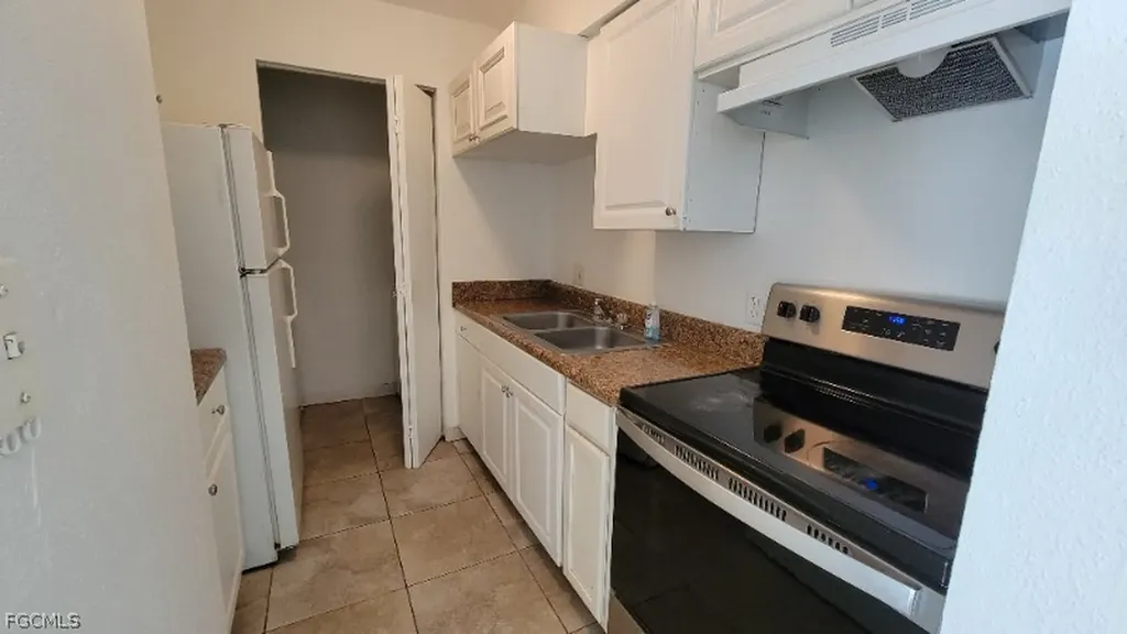 2937 Winkler Avenue Fort Myers FL 33916