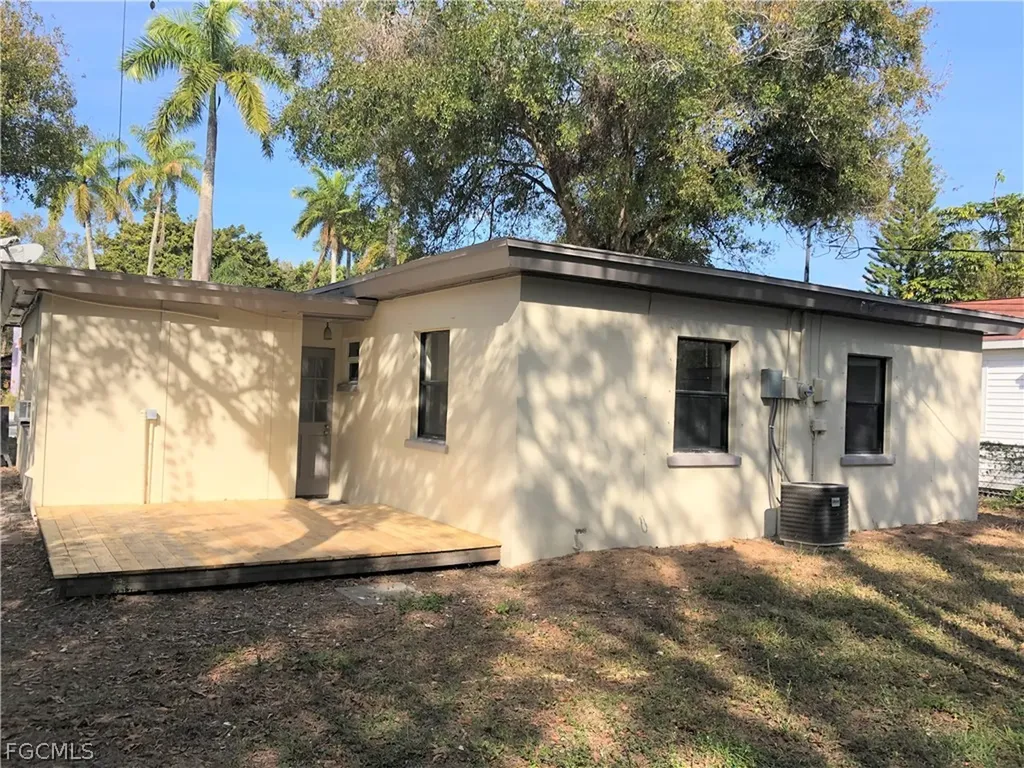 1708 Sunset Place Fort Myers FL 33901
