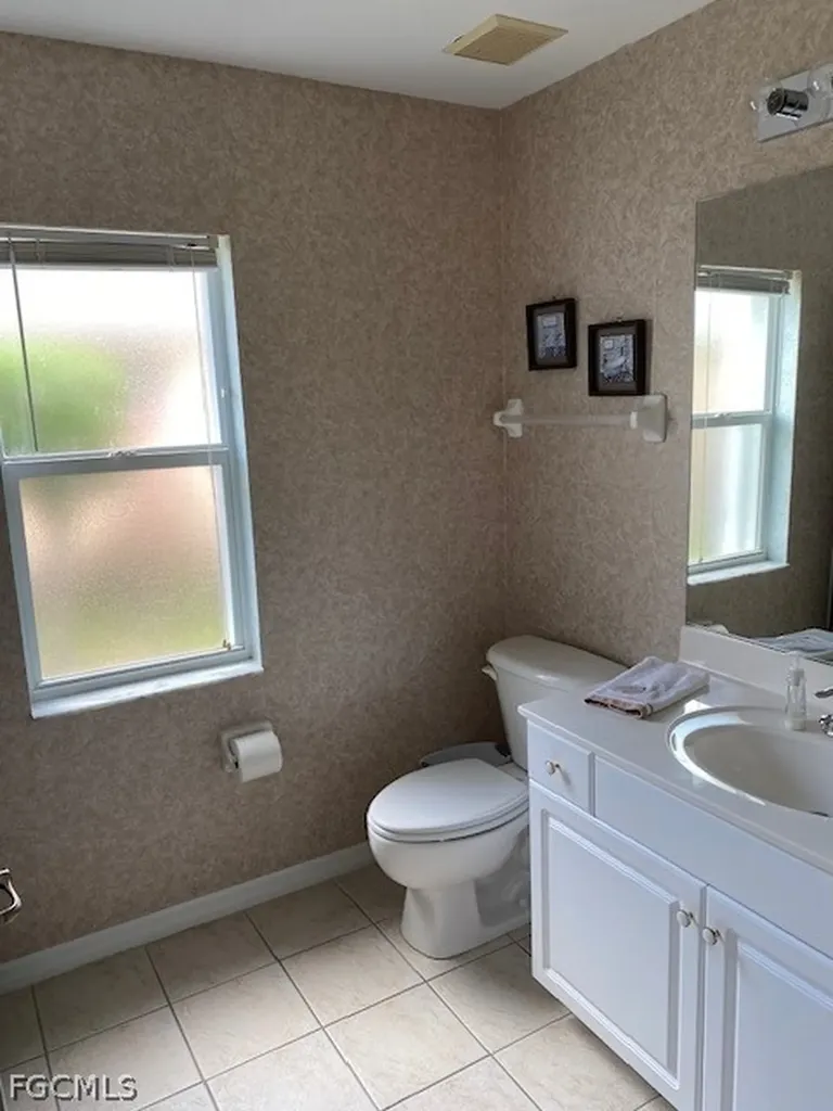 13317 Queen Palm Run North Fort Myers FL 33903