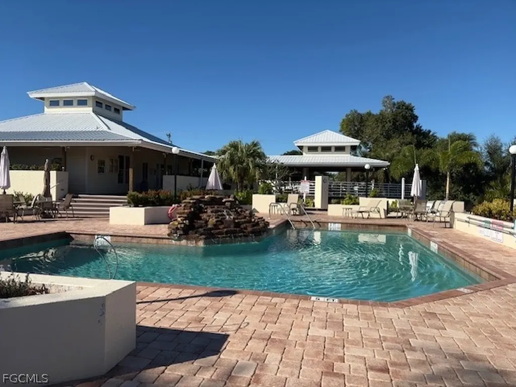 13317 Queen Palm Run North Fort Myers FL 33903