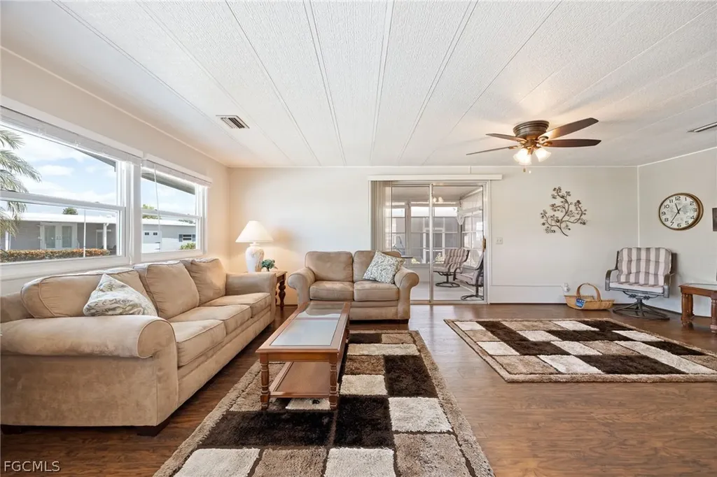 472 Nicklaus Boulevard North Fort Myers FL 33903