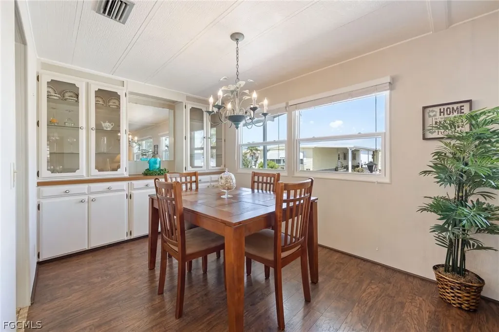 472 Nicklaus Boulevard North Fort Myers FL 33903