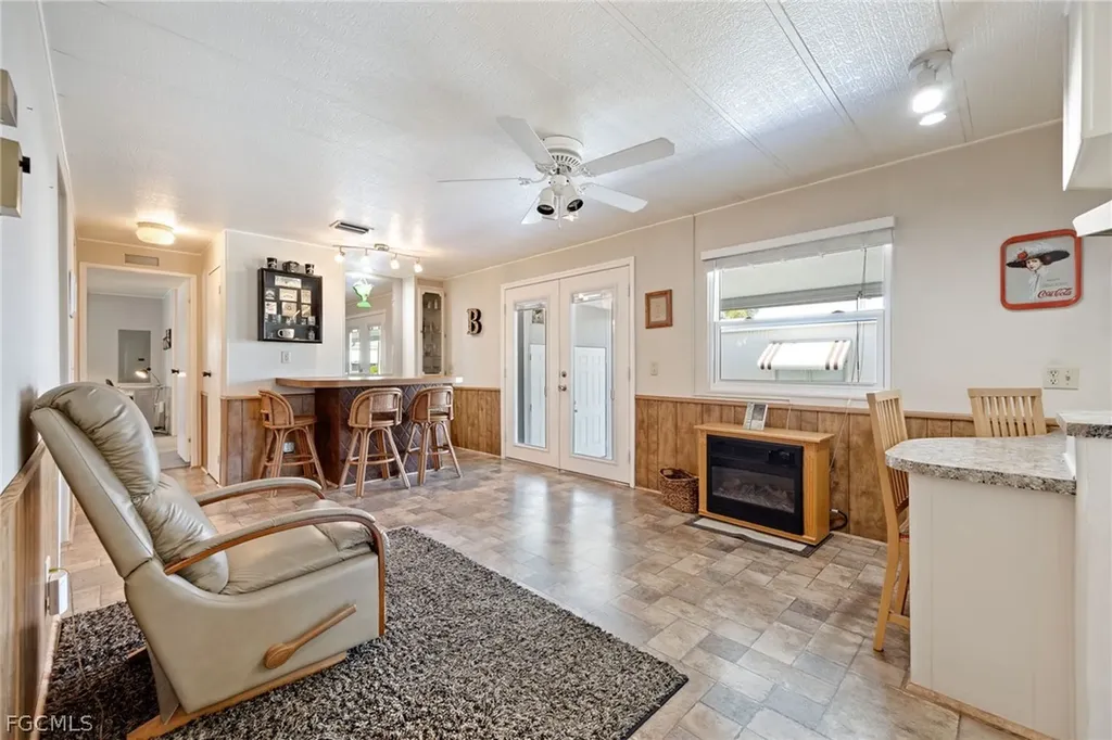 472 Nicklaus Boulevard North Fort Myers FL 33903