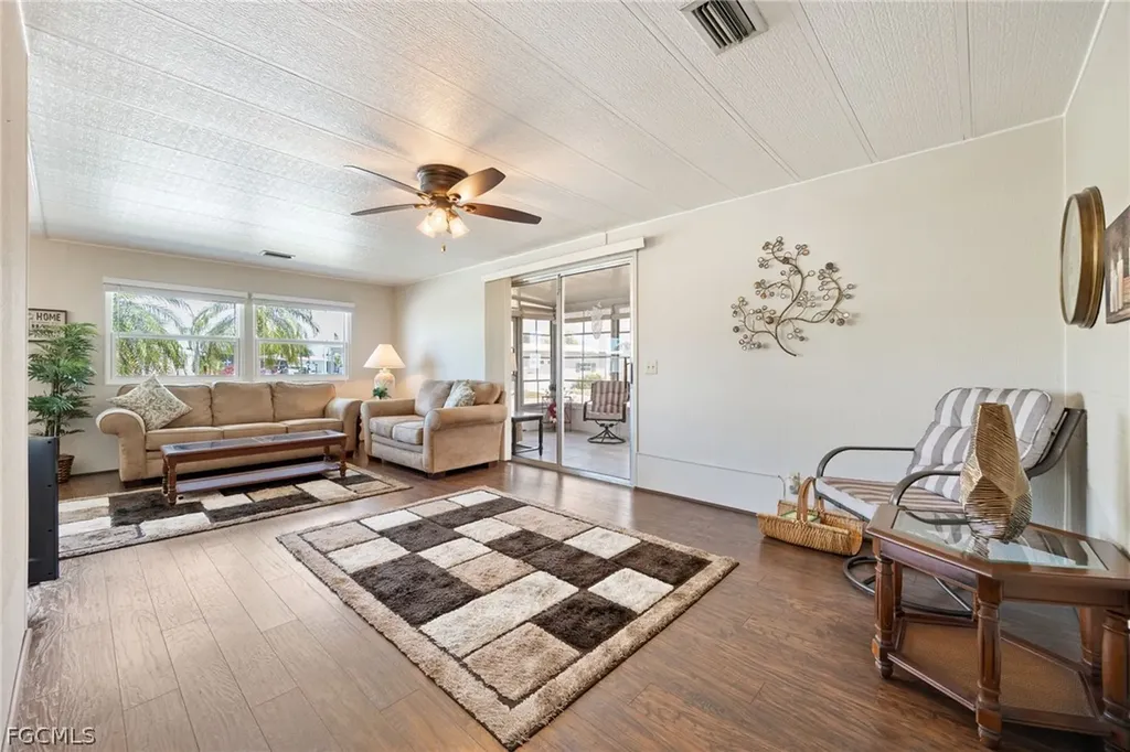 472 Nicklaus Boulevard North Fort Myers FL 33903