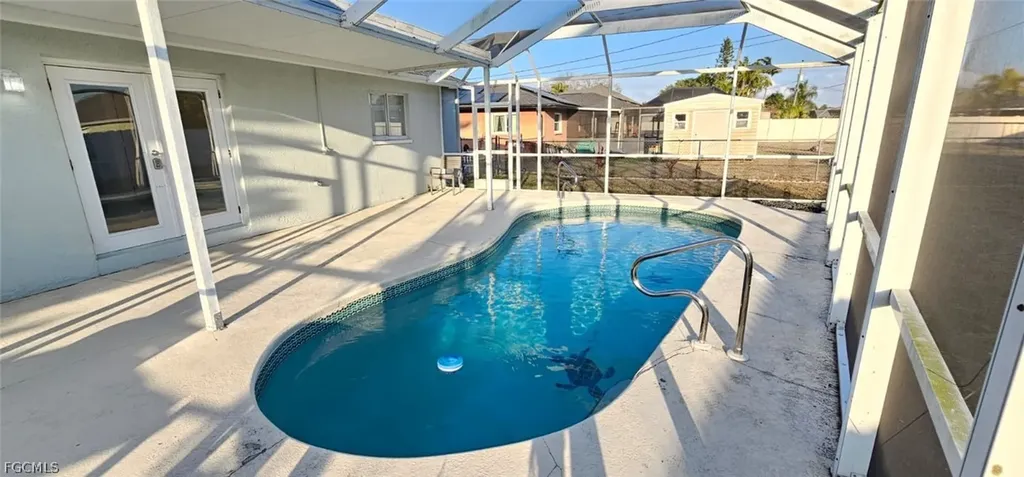 510 SE 27th Terrace Cape Coral FL 33904