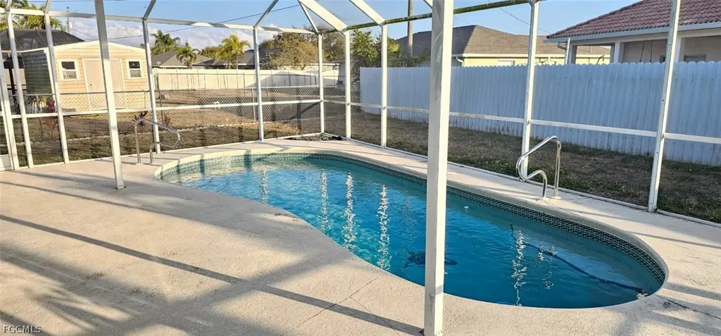 510 SE 27th Terrace Cape Coral FL 33904