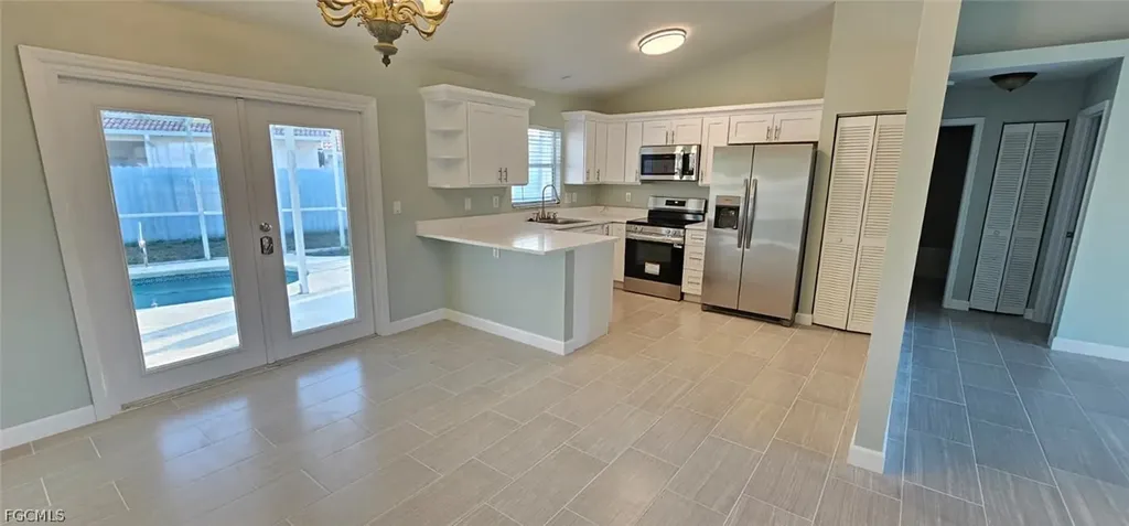 510 SE 27th Terrace Cape Coral FL 33904