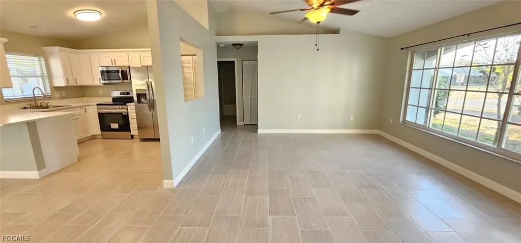 510 SE 27th Terrace Cape Coral FL 33904