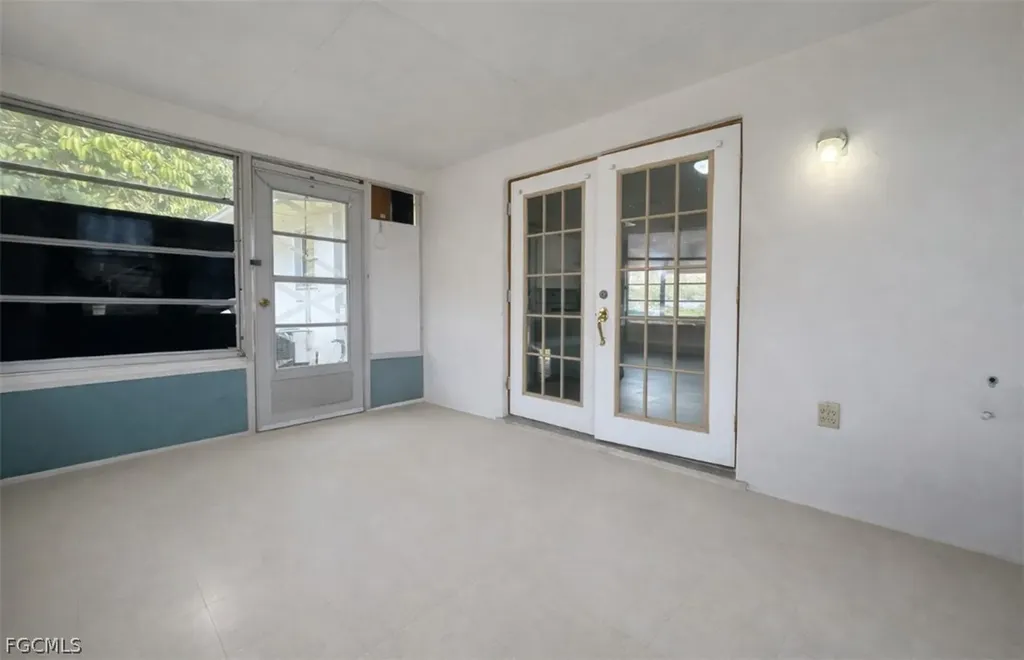 424 Cactus Circle Lehigh Acres FL 33936