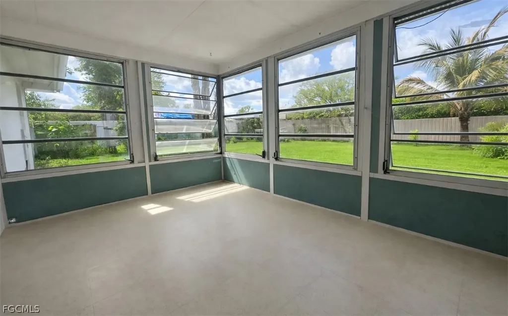 424 Cactus Circle Lehigh Acres FL 33936