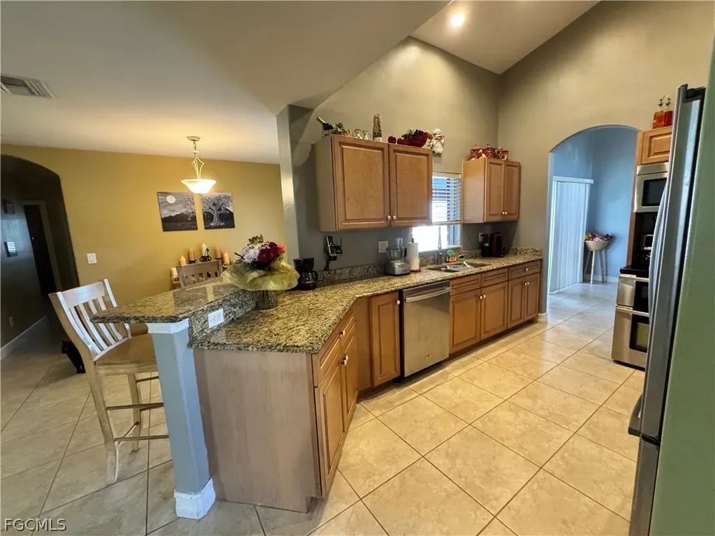 42 NE 13th Avenue Cape Coral FL 33909