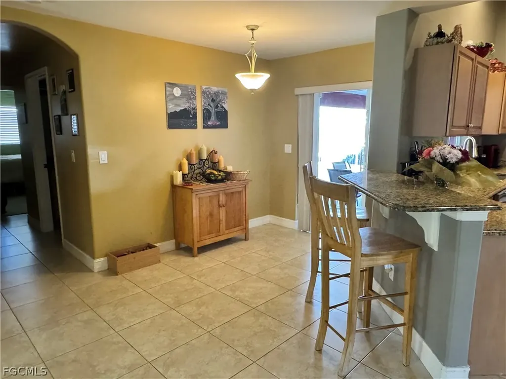 42 NE 13th Avenue Cape Coral FL 33909