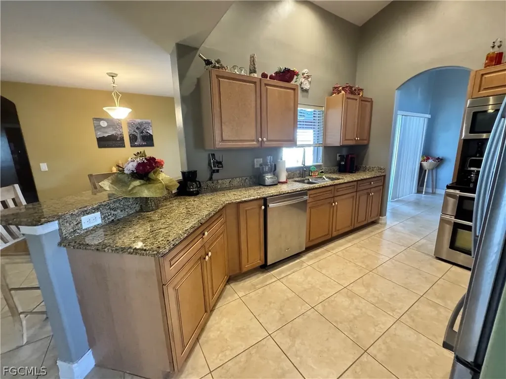 42 NE 13th Avenue Cape Coral FL 33909