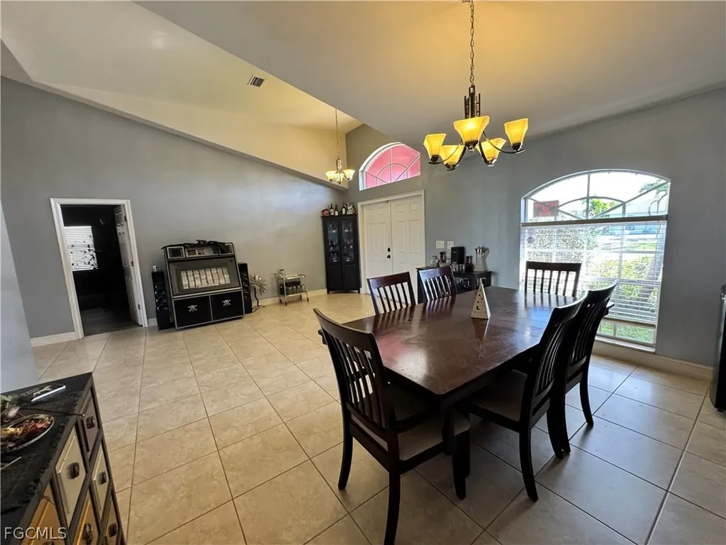 42 NE 13th Avenue Cape Coral FL 33909