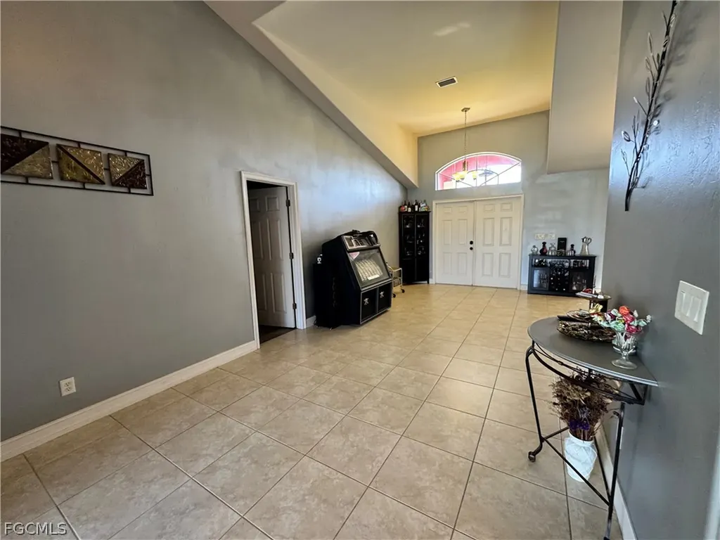 42 NE 13th Avenue Cape Coral FL 33909