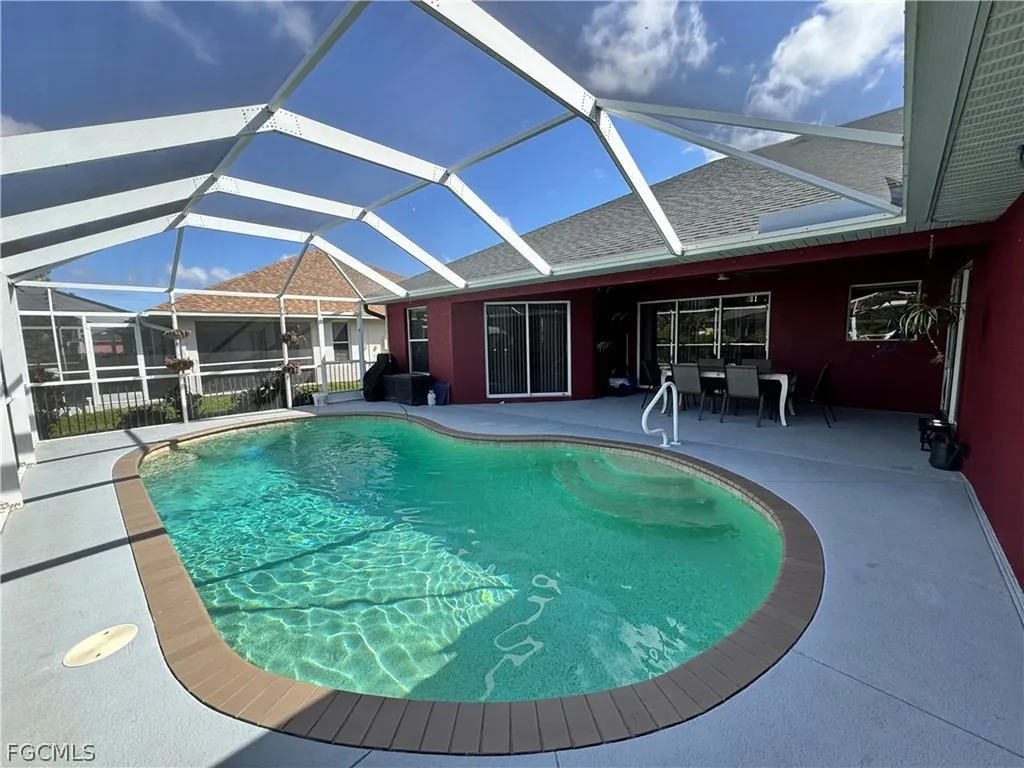 42 NE 13th Avenue Cape Coral FL 33909