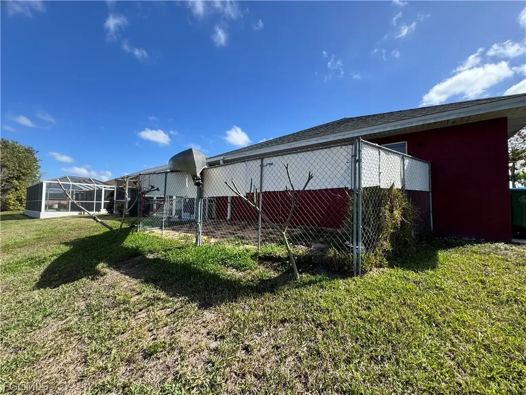 42 NE 13th Avenue Cape Coral FL 33909