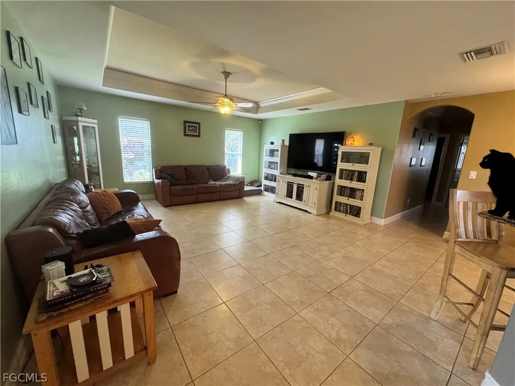 42 NE 13th Avenue Cape Coral FL 33909