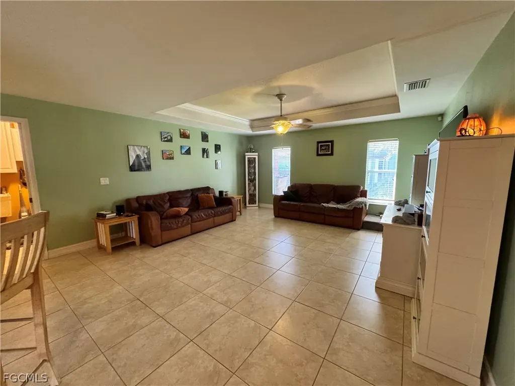 42 NE 13th Avenue Cape Coral FL 33909