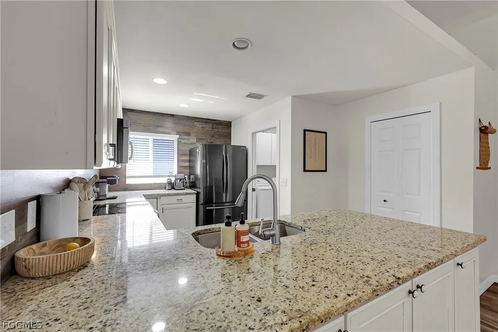 6501 Astoria Avenue Fort Myers FL 33905