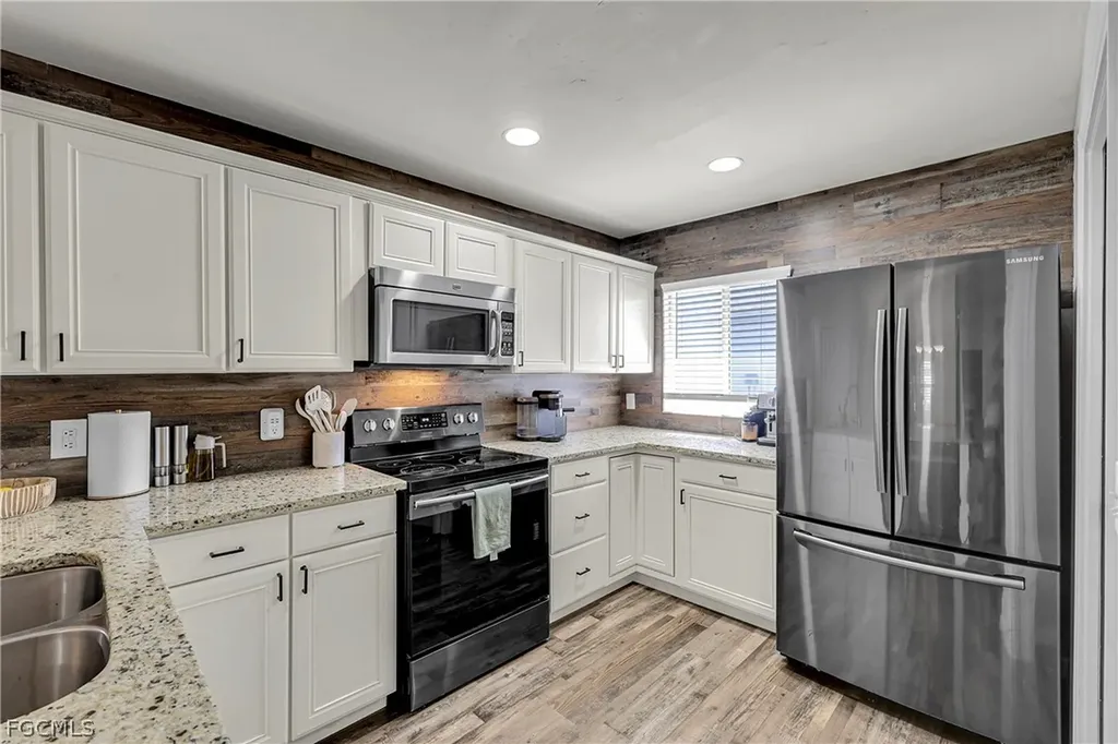 6501 Astoria Avenue Fort Myers FL 33905