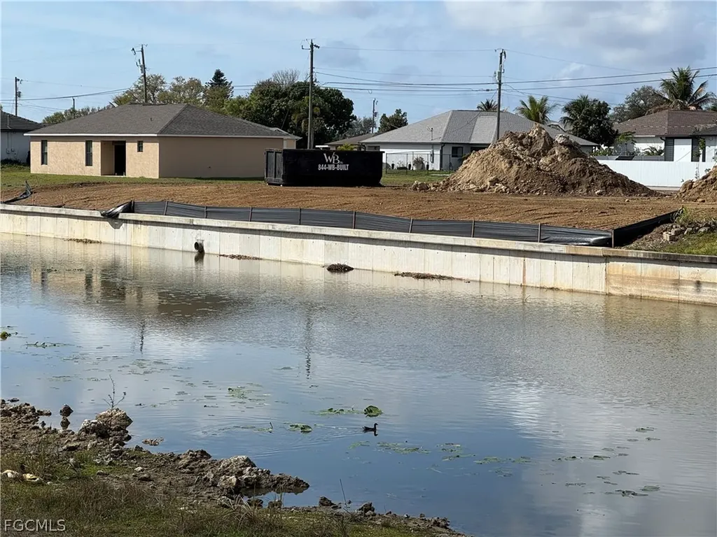 1101 NE 10th Place Cape Coral FL 33909