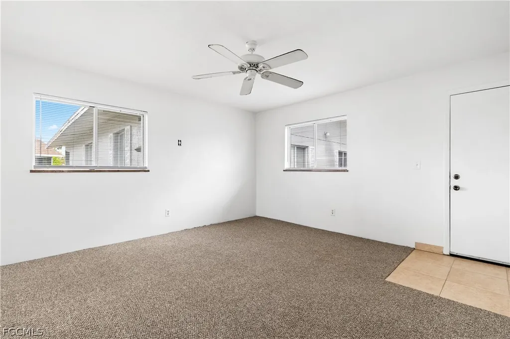 8141 Country Road Fort Myers FL 33919