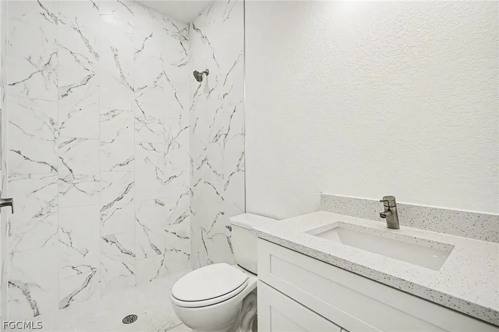 225/227 Ivan Avenue S Lehigh Acres FL 33973