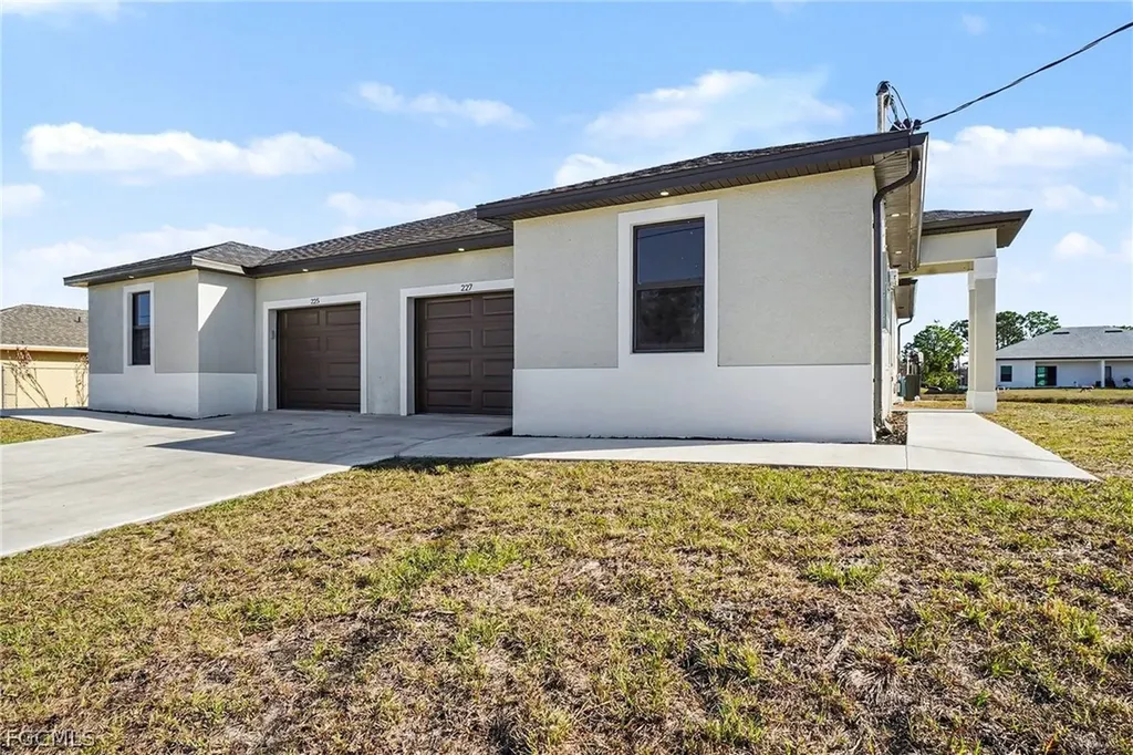 225/227 Ivan Avenue S Lehigh Acres FL 33973