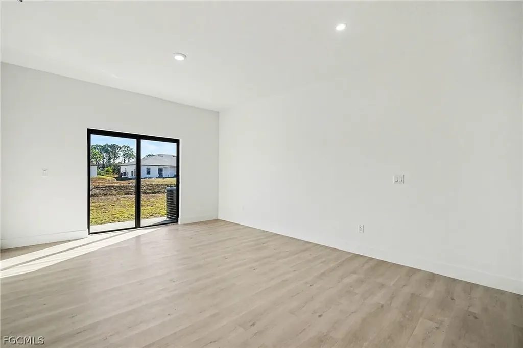 438/440 Charwood Avenue S Lehigh Acres FL 33974