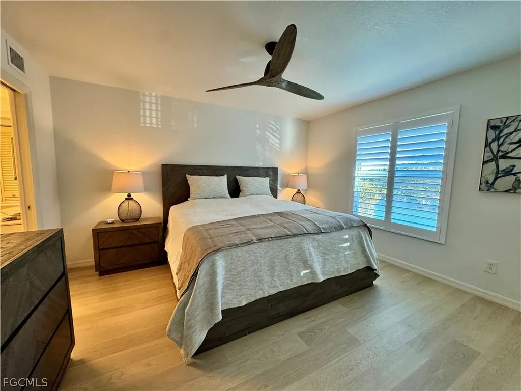 9610 Victoria Lane Naples FL 34109