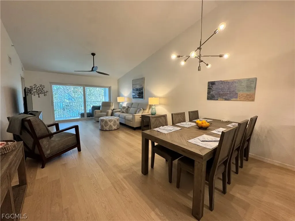 9610 Victoria Lane Naples FL 34109