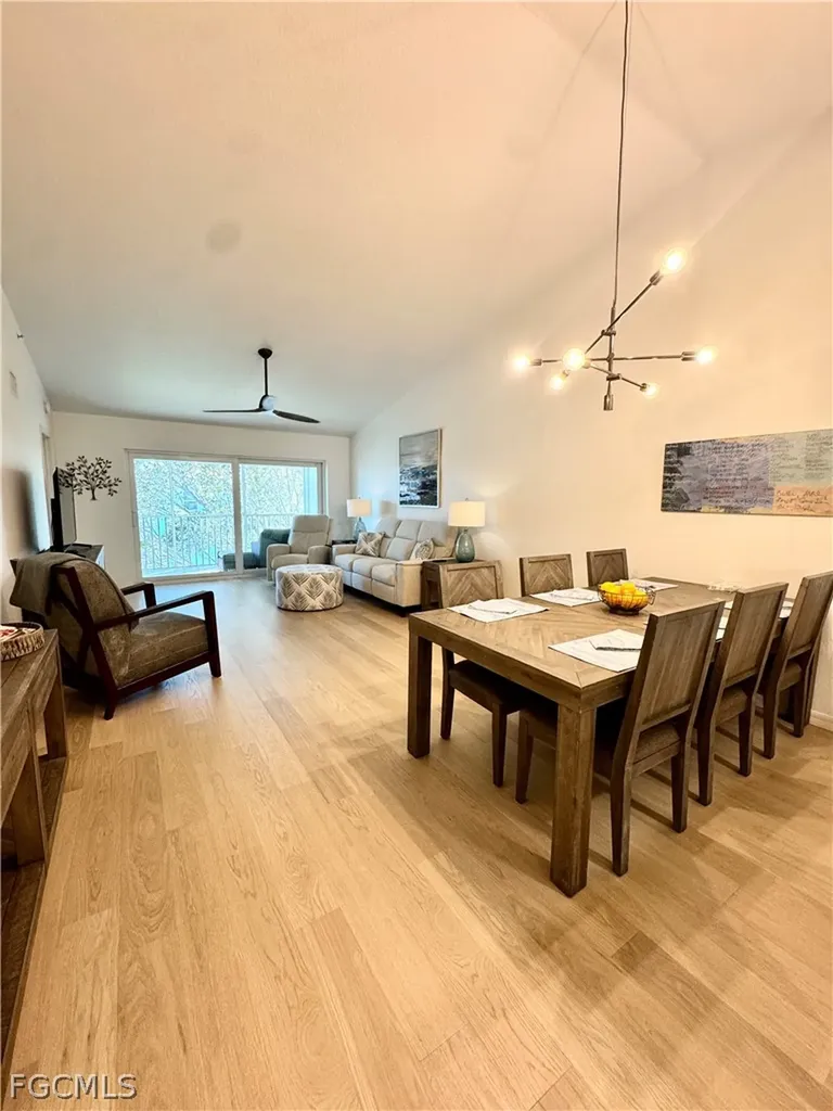 9610 Victoria Lane Naples FL 34109