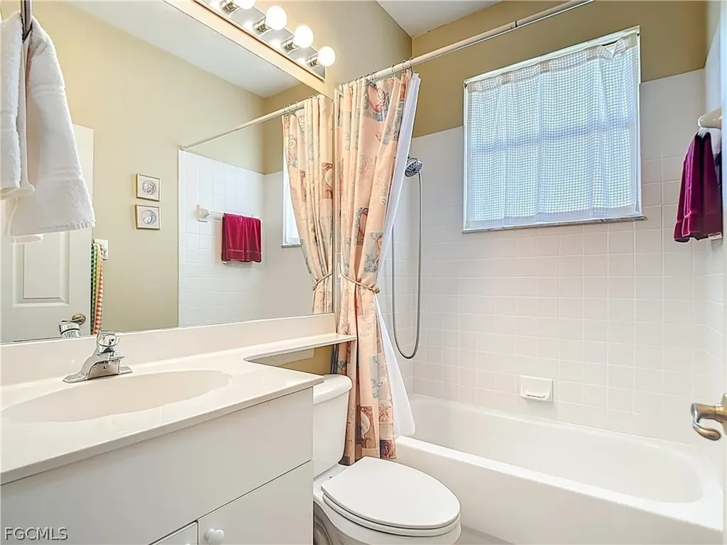 20872 Ocho Rios Drive North Fort Myers FL 33917