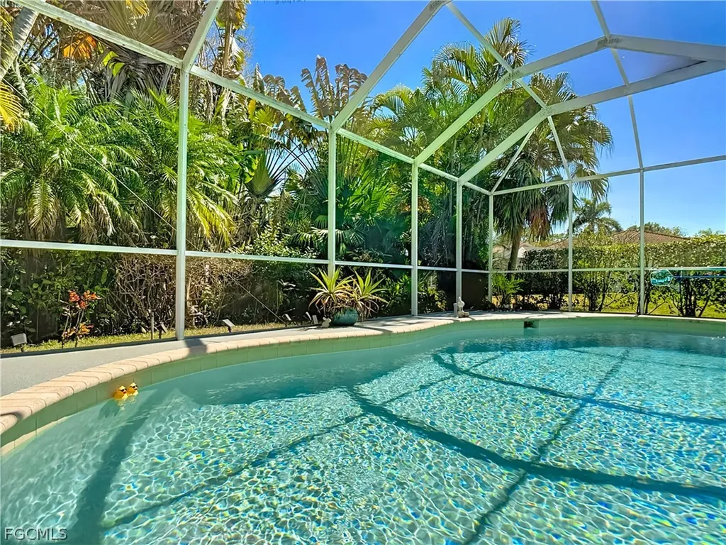 20872 Ocho Rios Drive North Fort Myers FL 33917