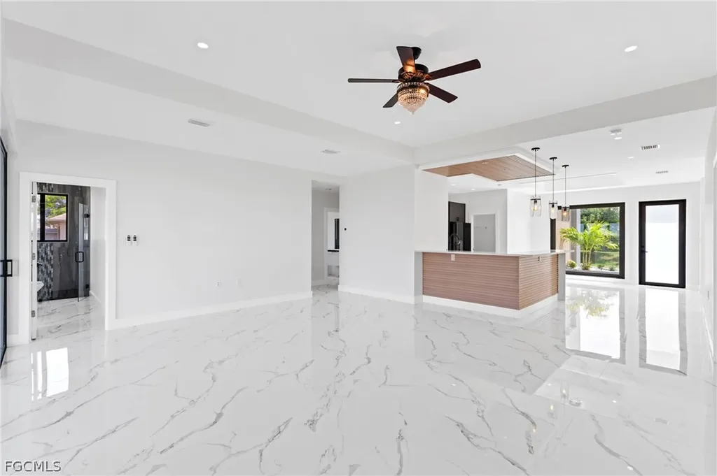 2027 NE 18th Street Cape Coral FL 33909