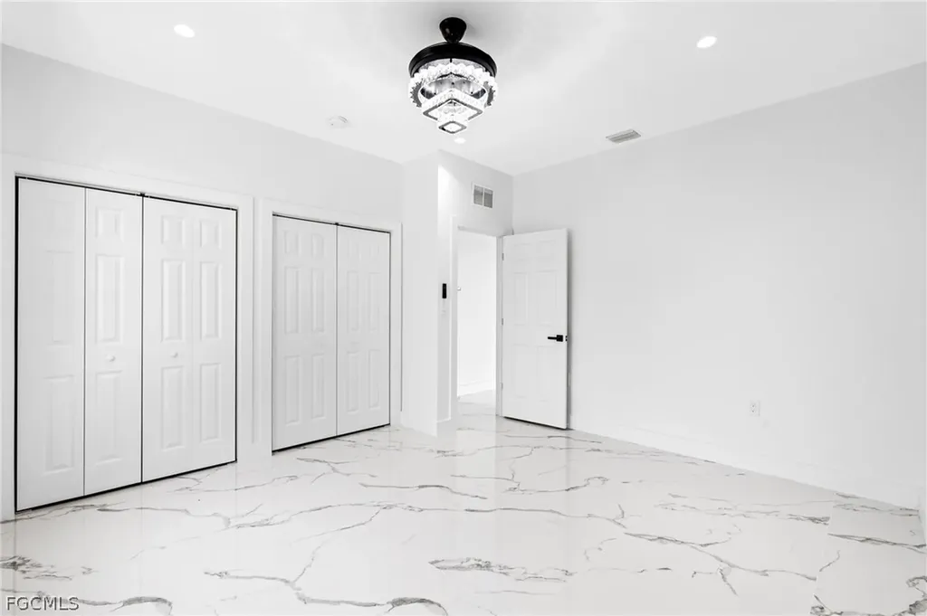 2027 NE 18th Street Cape Coral FL 33909