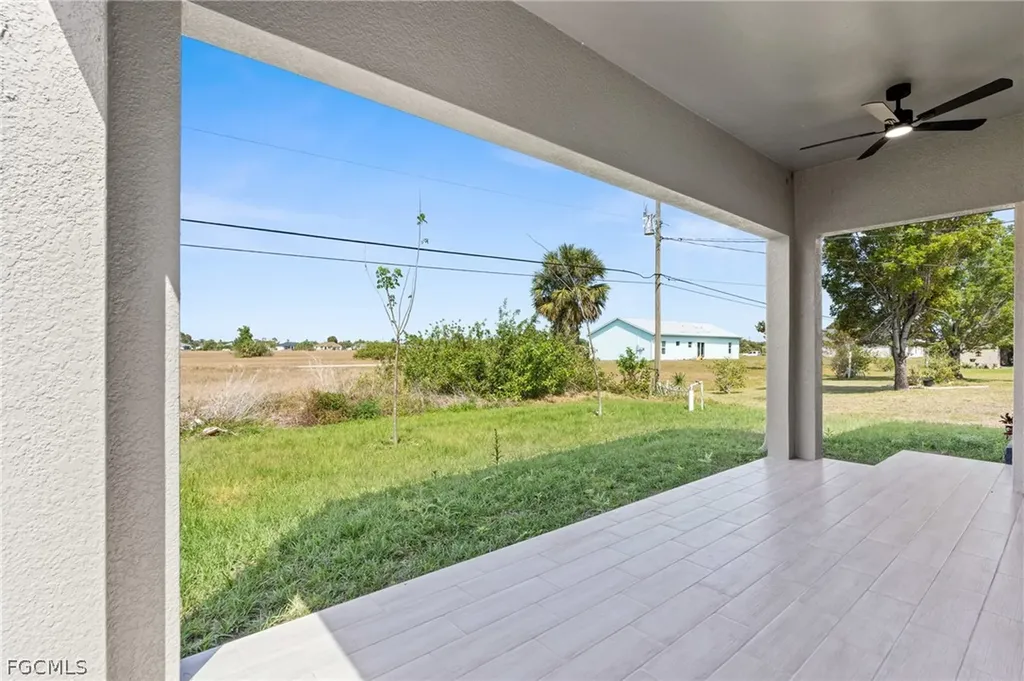2027 NE 18th Street Cape Coral FL 33909