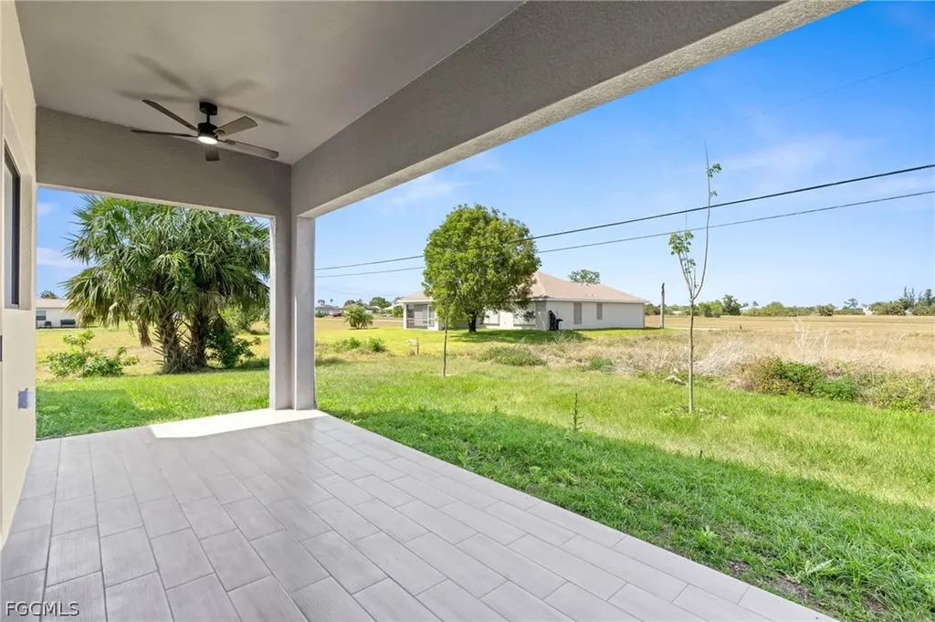 2027 NE 18th Street Cape Coral FL 33909