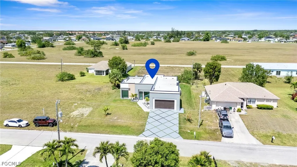 2027 NE 18th Street Cape Coral FL 33909